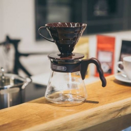 Hario zestaw V60 Pour Over Kit Brown - drip + serwer + filtry